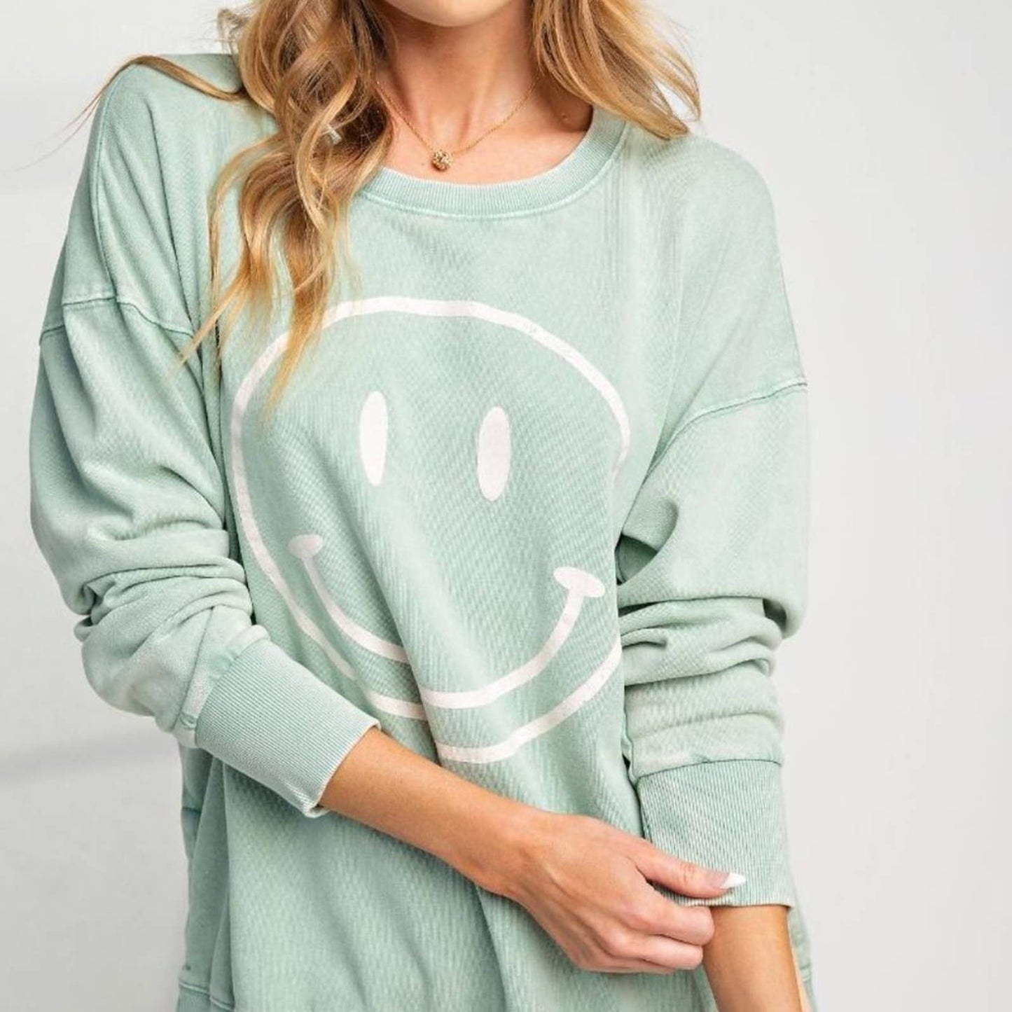 Mineral Washed Smiley Face Pullover - Regular Size - Seafoam